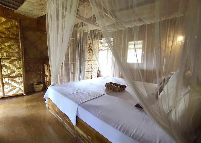 Herbs And Restaurant Near The Sea (adults Only) 3*